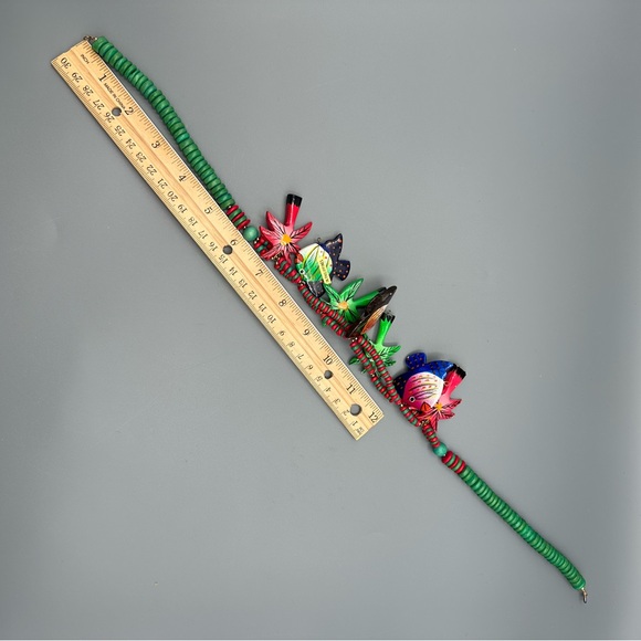 VTG Tropical Wooden Beaded Necklace Made in The Philippines Fish & Palm Trees - Picture 4 of 8